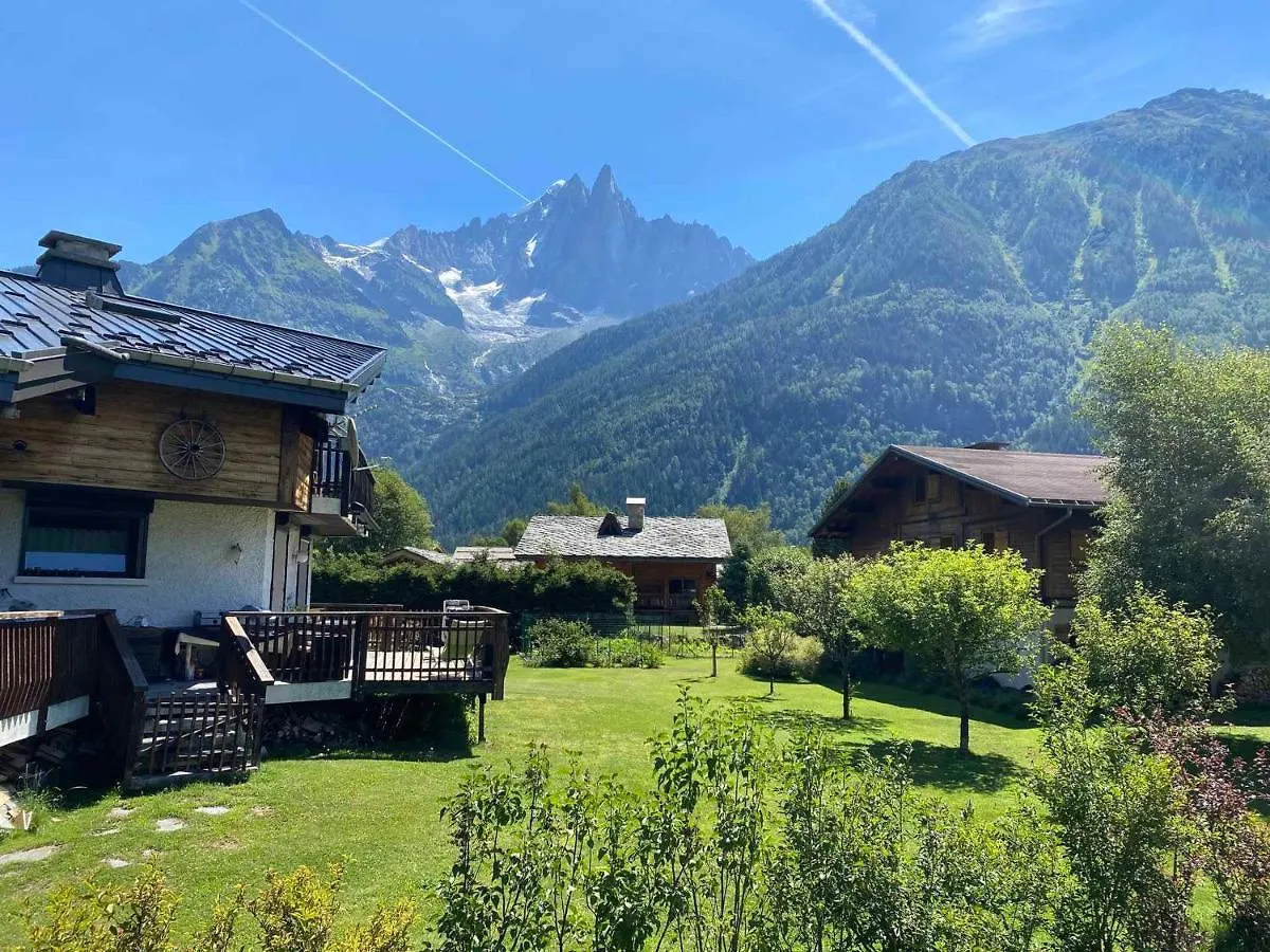 Demi-Chalet Cosy A Chamonix Avec Jardin, Parking Et Wi-Fi - Fr-1-343-227 France