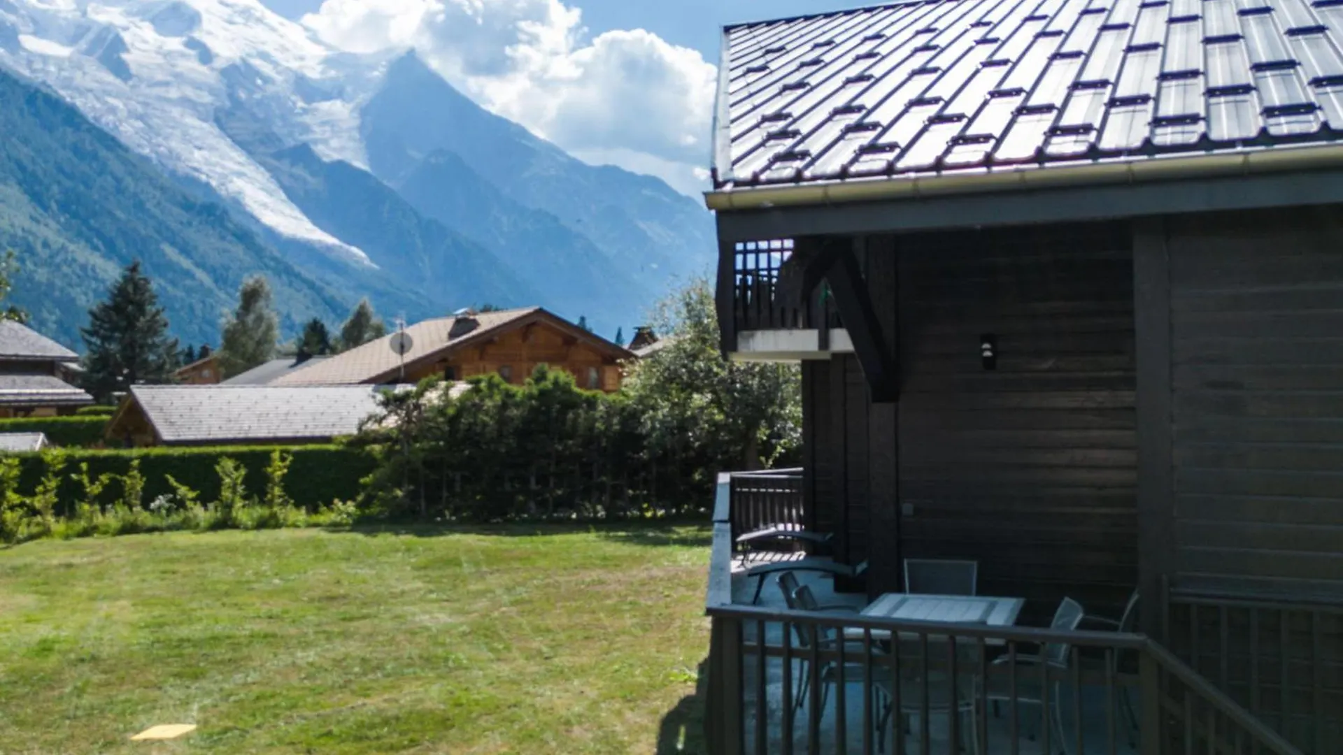 Apartment Demi-Chalet Cosy A Chamonix Avec Jardin, Parking Et Wi-Fi - Fr-1-343-227