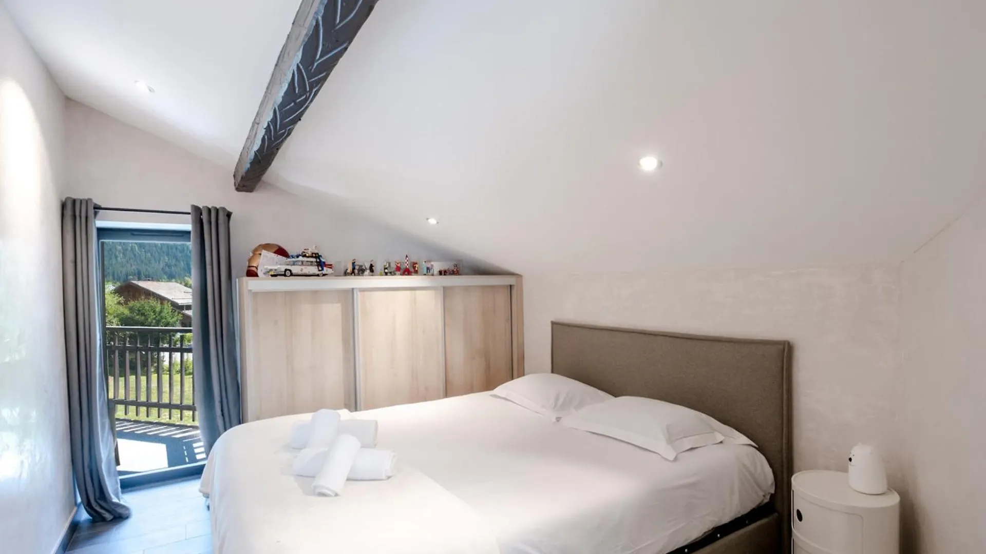 Demi-Chalet Cosy A Chamonix Avec Jardin, Parking Et Wi-Fi - Fr-1-343-227 Apartment